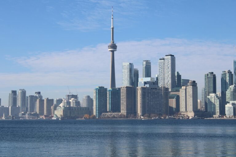 Where to stay in Toronto by neighbourhood