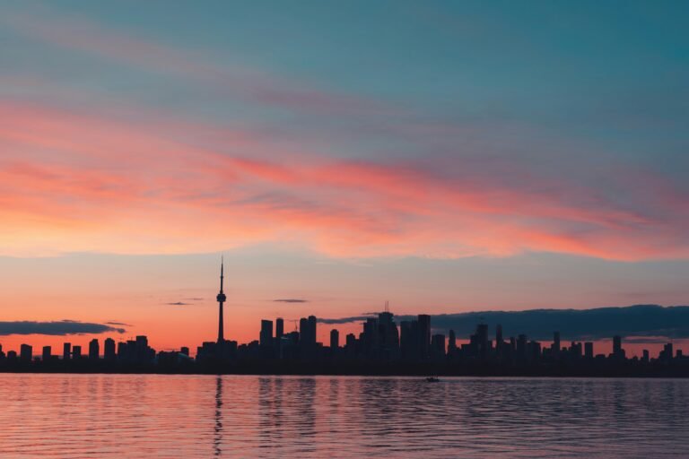 Free things to do in Toronto with skyline views